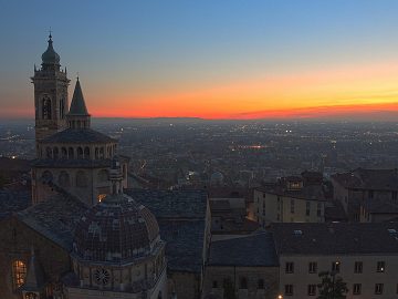Zdjęcie kierunku: Bergamo